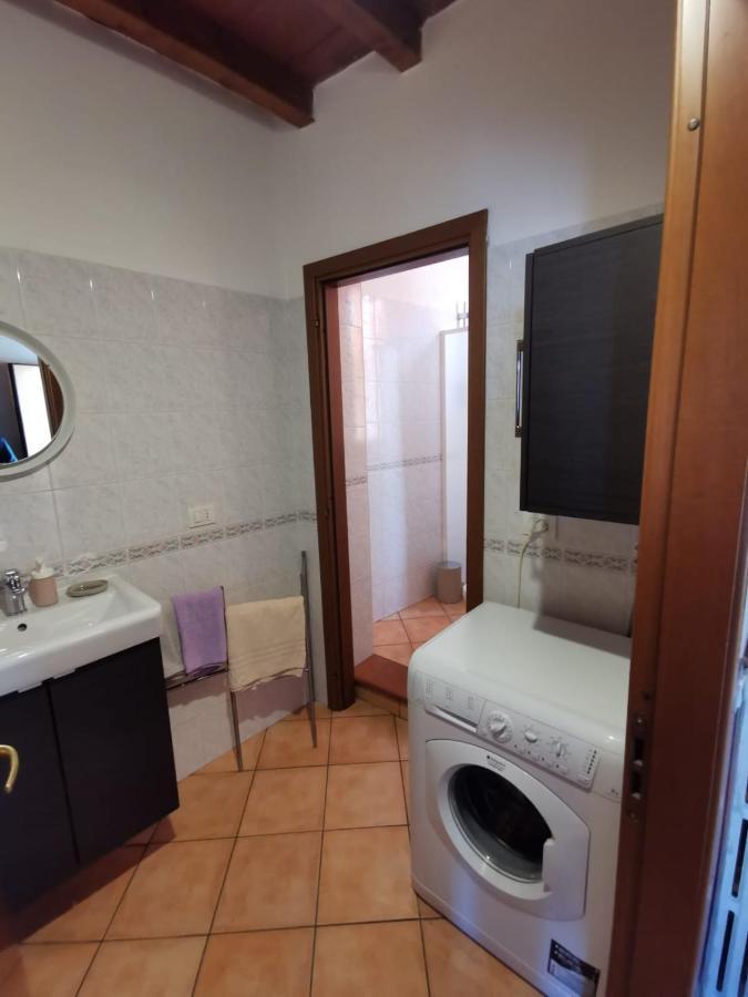 Apartment In The City Center With Self Check-In Parma Ngoại thất bức ảnh